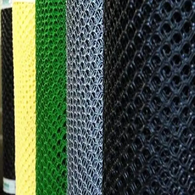 Plastic Mesh Creates Safety Barriers